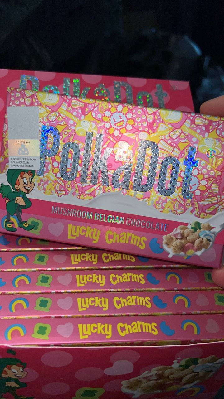 Order Polka dot chocolate bars,